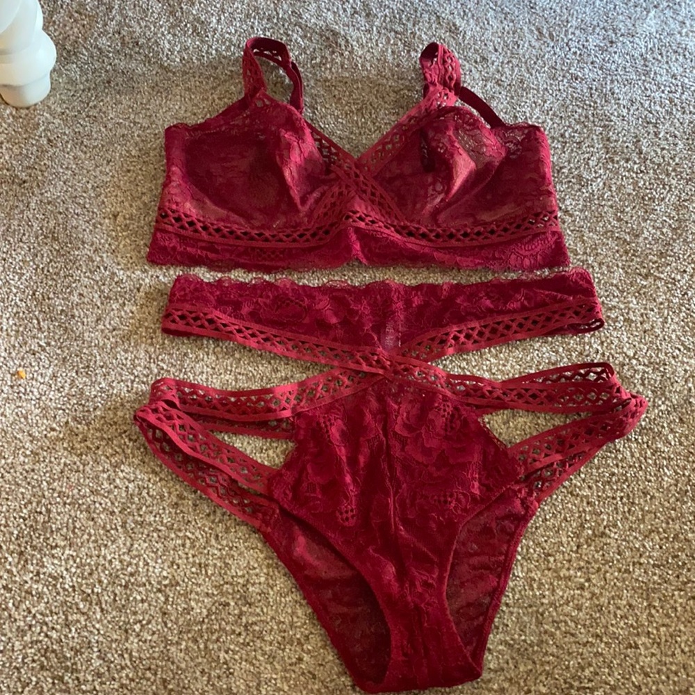Adore Me Set